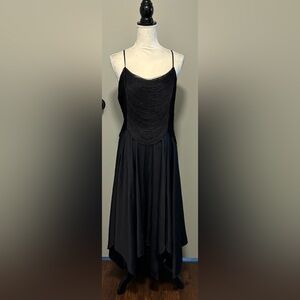 Anthropologie Fringe bodice midi dress. Handkerchief hem. Size 8